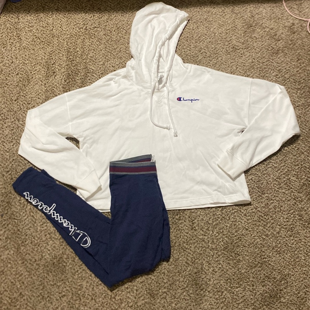 Champion outfit